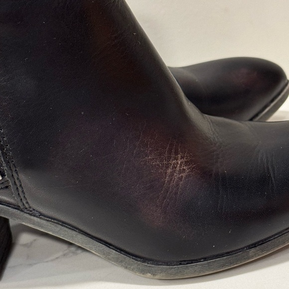 Frye - Judith Zip Bootie - Black Leather - Picture 7 of 13